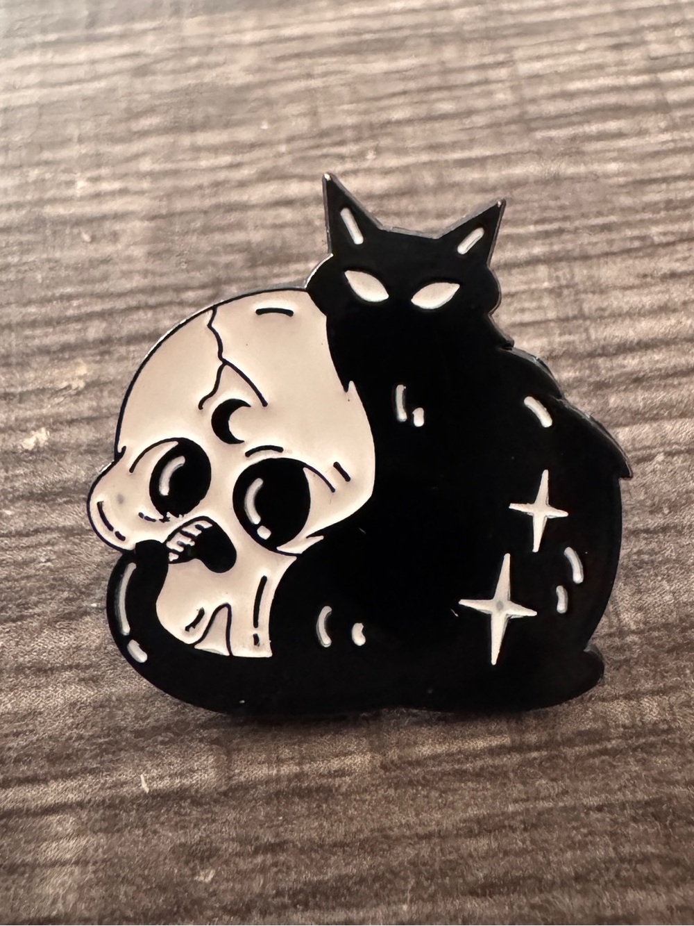 Black Cat Skull Enamel Pin Spooky Goth Halloween Accessory